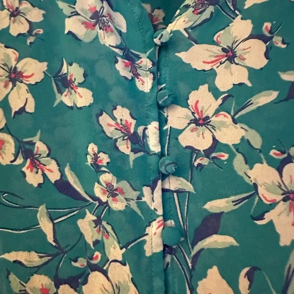 Floral Blouse - Picture 4 of 4